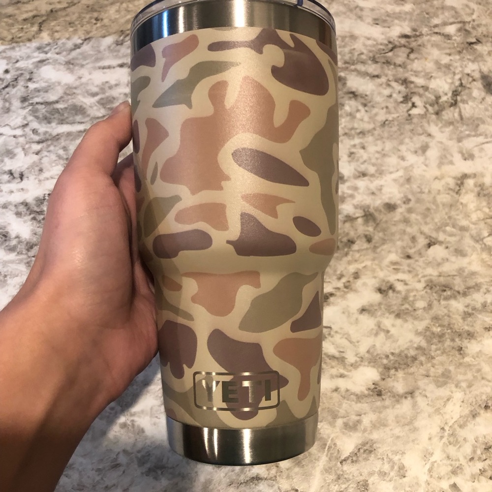Yeti OG Camo 30oz Rambler